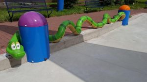 Snake_Pooljoy-with-sprays